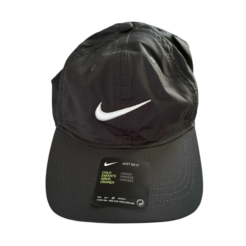 NIKE Boy’s Hat! Child size 4-7. - Picture 4 of 5